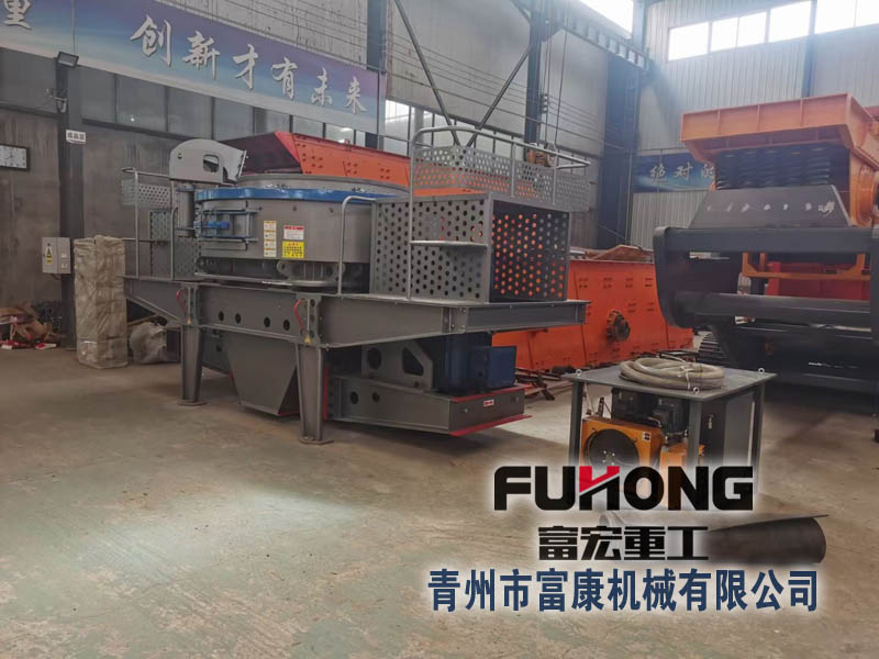 沖擊式破碎機單機有固定機型也有移動機型，用戶可根據實際情況進行選配